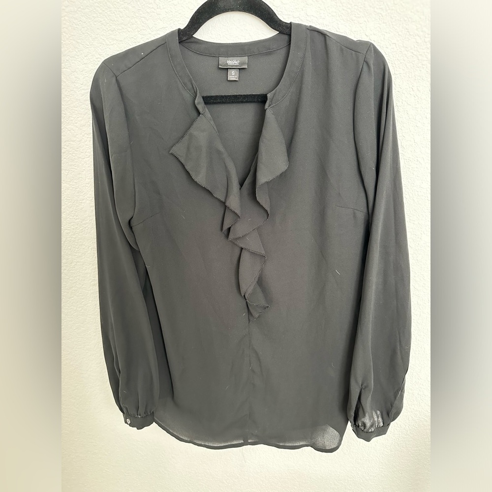 Gray Ruffled Blouse Size S